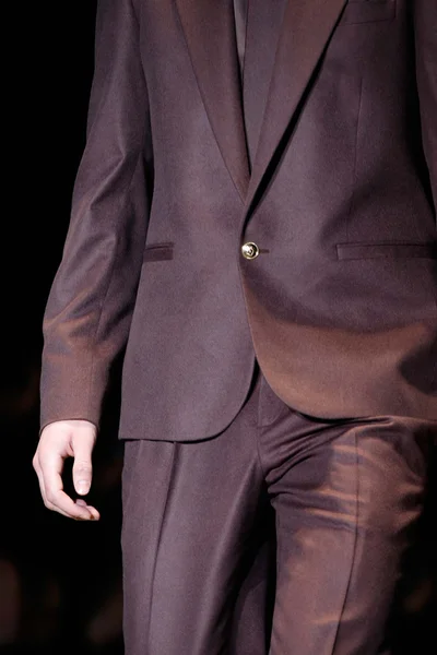 Look 5